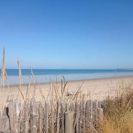 En Bord De Mer, 1 Chambre, 4 Couchages, Parking Privé - Fr-1-361-570 Jullouville-les-Pins