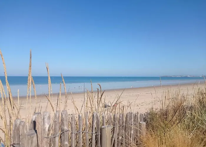 En Bord De Mer, 1 Chambre, 4 Couchages, Parking Prive - Fr-1-361-570 Jullouville-les-Pins